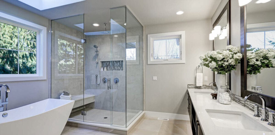 Redesigning your Bathroom: Expert Advice for a Modern and Functional Design